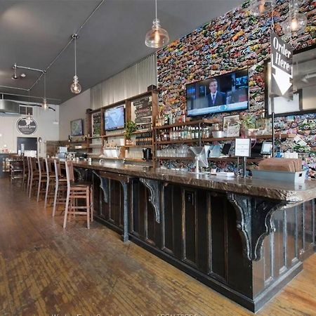 Heart & Hops Brewery Suites Kingsville Екстер'єр фото