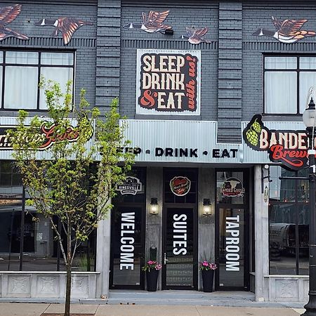 Heart & Hops Brewery Suites Kingsville Екстер'єр фото