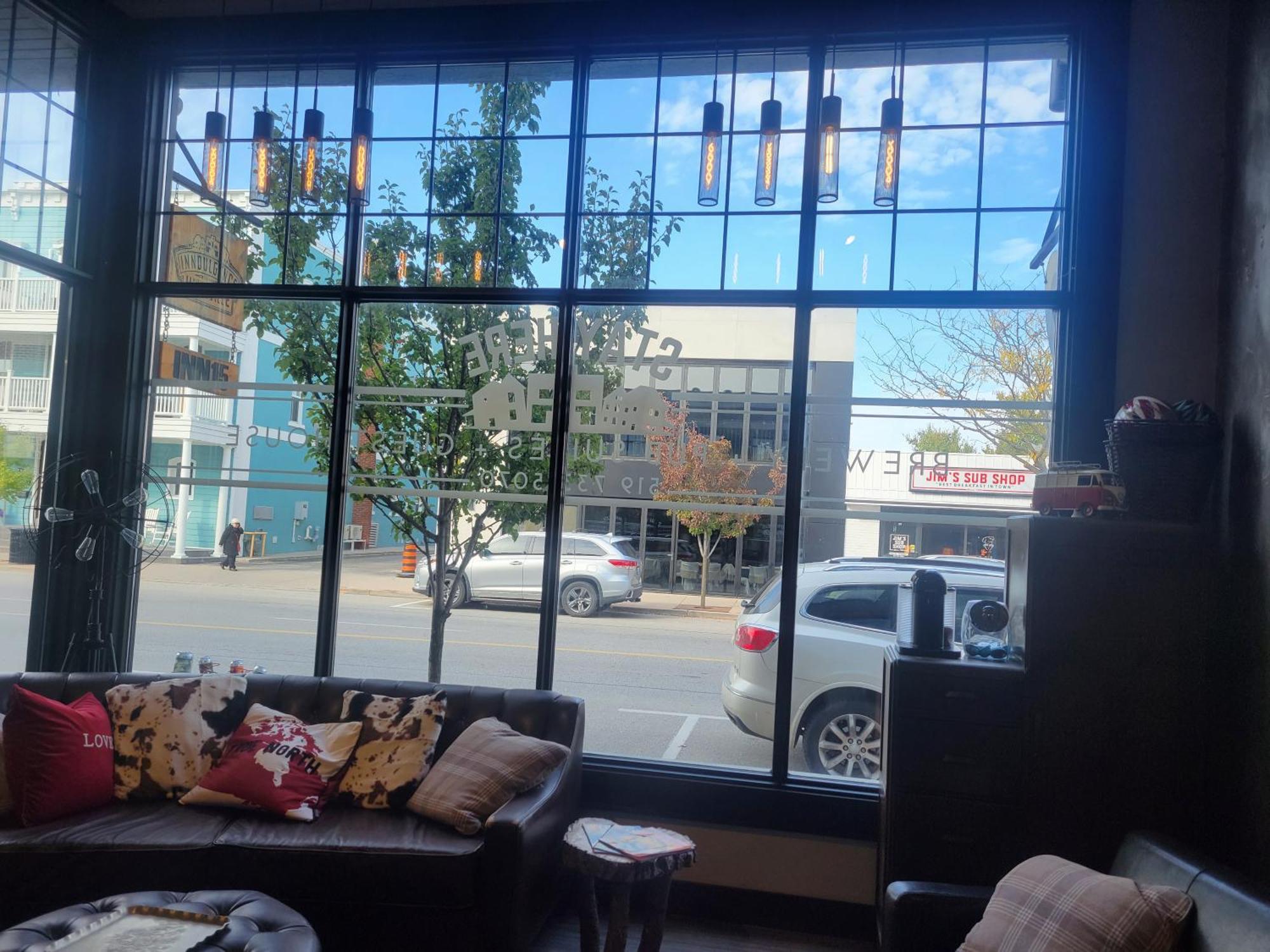 Heart & Hops Brewery Suites Kingsville Екстер'єр фото