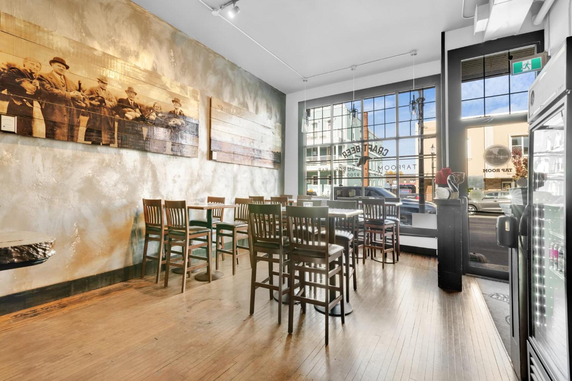 Heart & Hops Brewery Suites Kingsville Екстер'єр фото