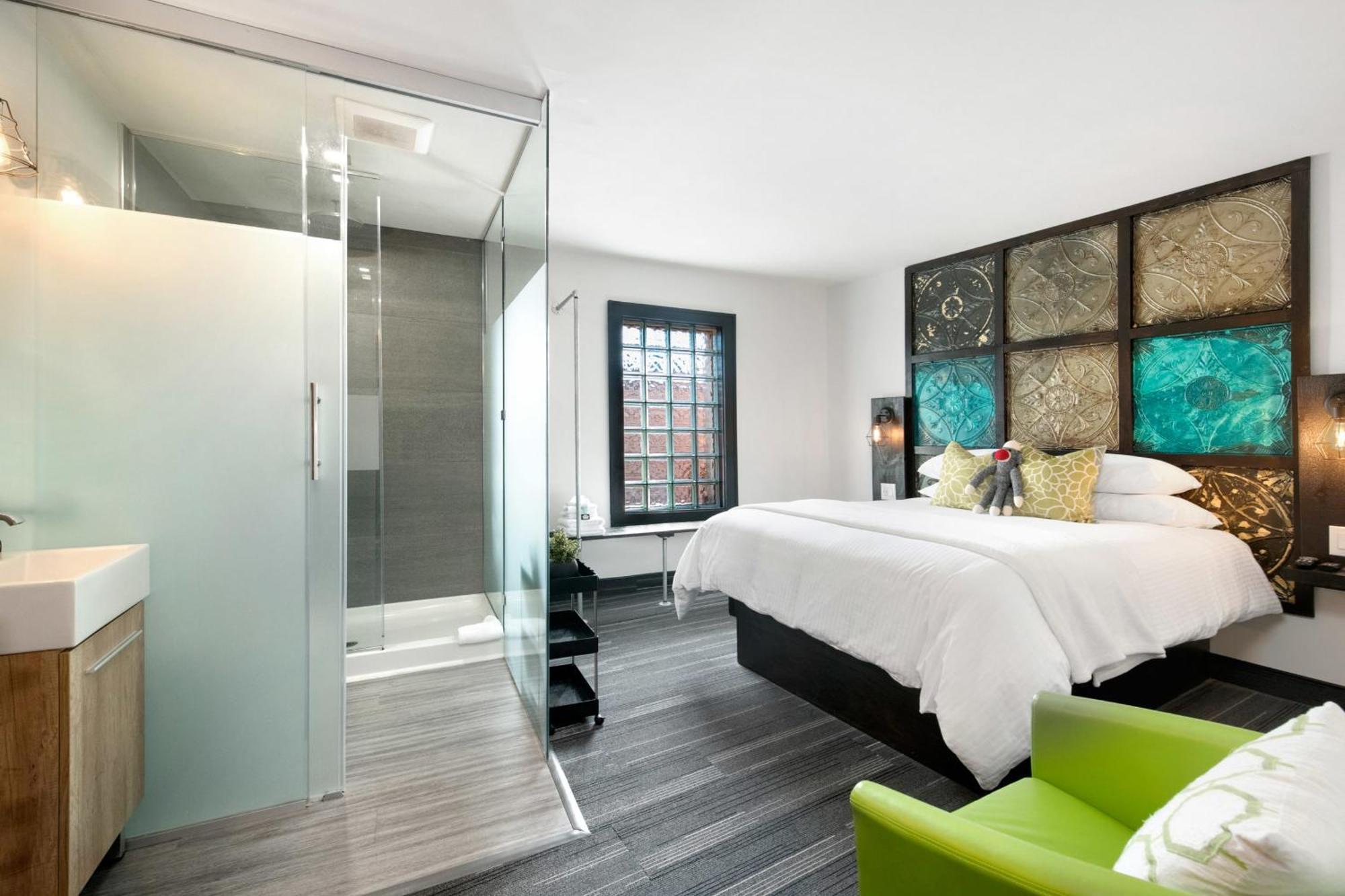 Heart & Hops Brewery Suites Kingsville Екстер'єр фото