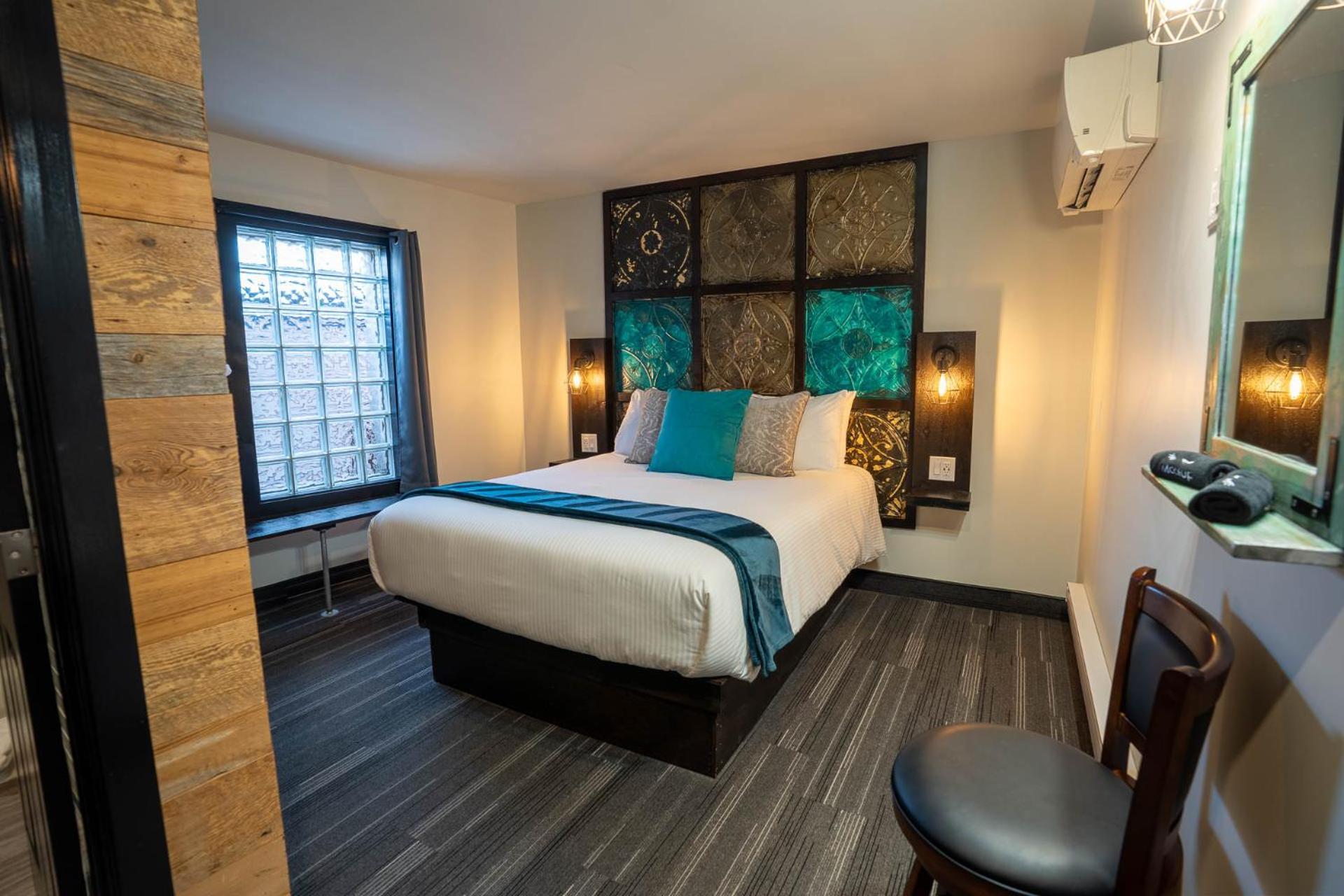 Heart & Hops Brewery Suites Kingsville Екстер'єр фото